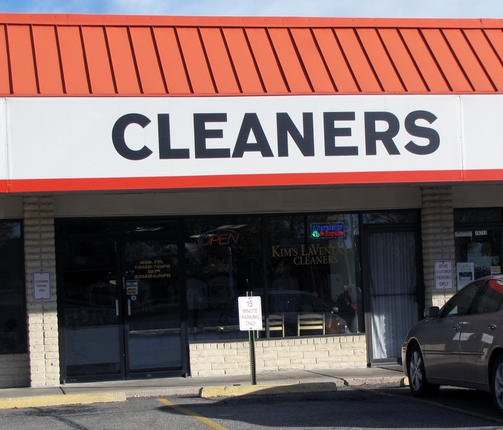 Dry Cleaner In Aurora | Aurora Cleaners | Kims La Ventana Cleaners